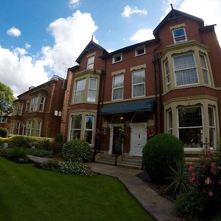Rostrevor Hotel - Guest House Bury (Greater Manchester) Exterior photo