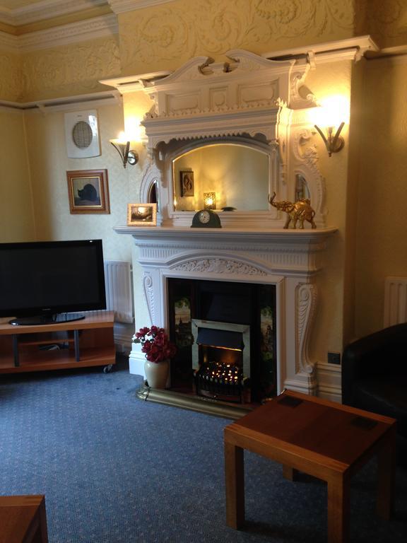 Rostrevor Hotel - Guest House Bury (Greater Manchester) Exterior photo